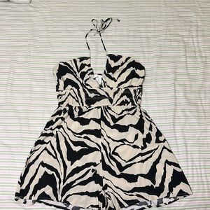 H&M halter neck romper in black and creme abstract tropical print